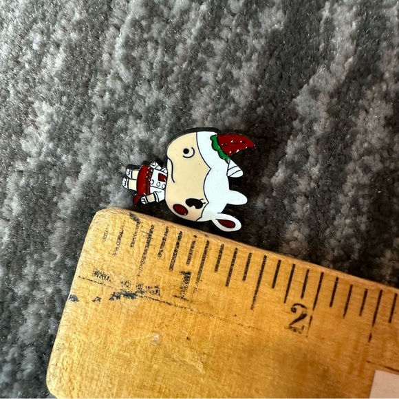 Animal Crossing Pin New Horizons Merengue Enamel
Strawberry Rhino Bag Pin Cute - Picture 4 of 7